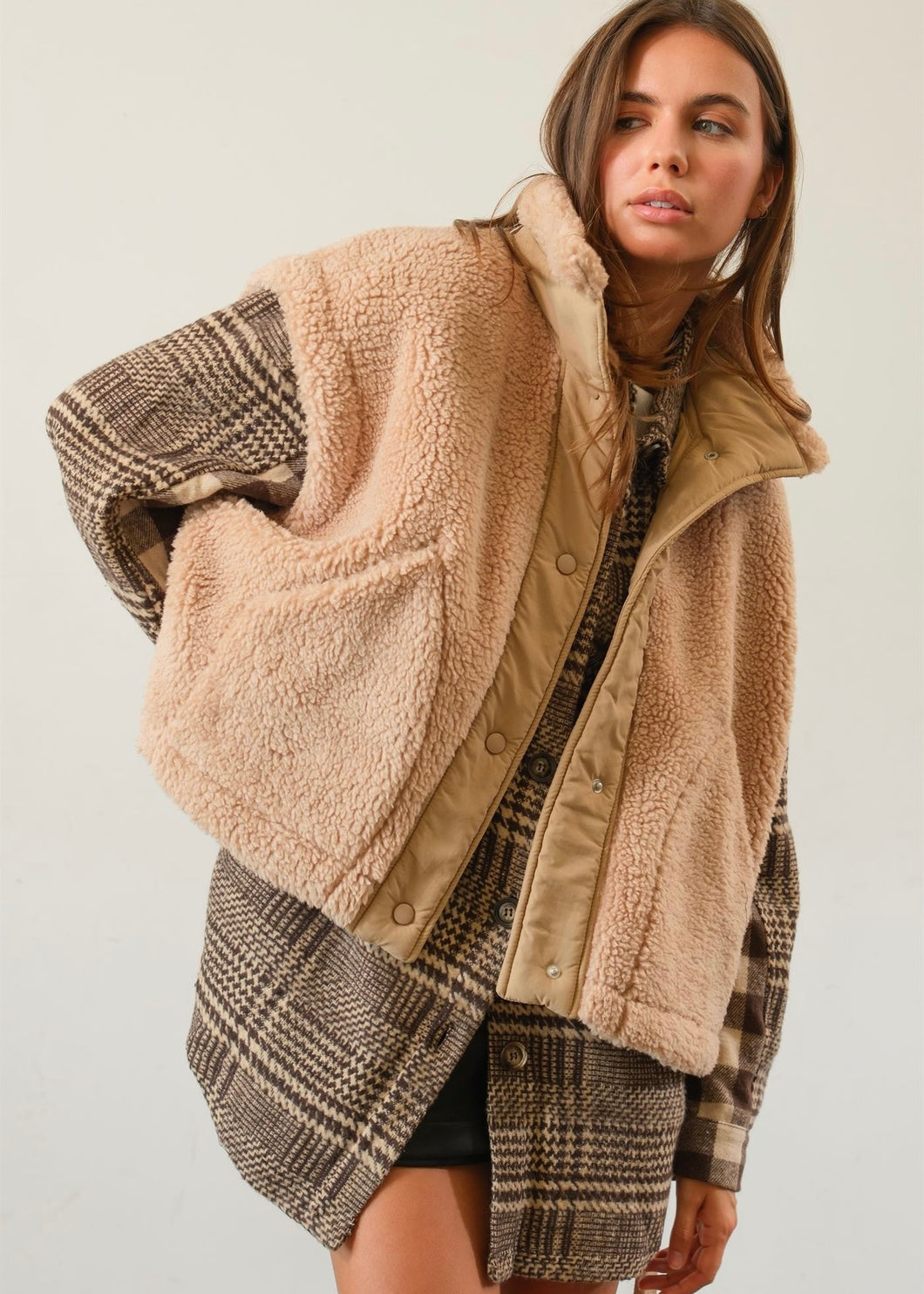 Bella Oversized Sherpa Vest (2 Colors)